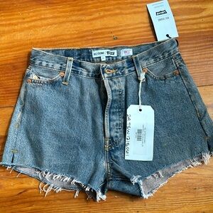 RE/DONE x Levi’s tinted blush shorts NWT